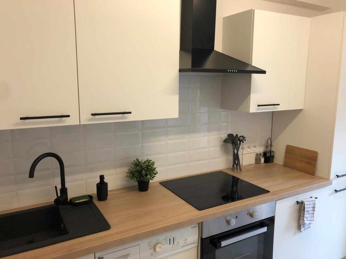 Comfortable Apartment With Parking - Antibes Riviera Bagian luar foto