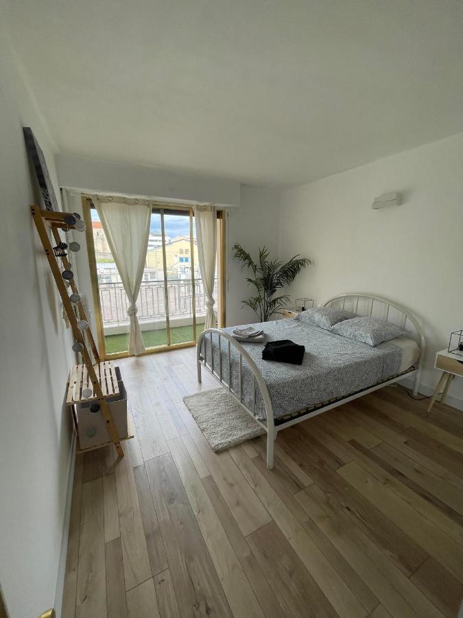 Comfortable Apartment With Parking - Antibes Riviera Bagian luar foto