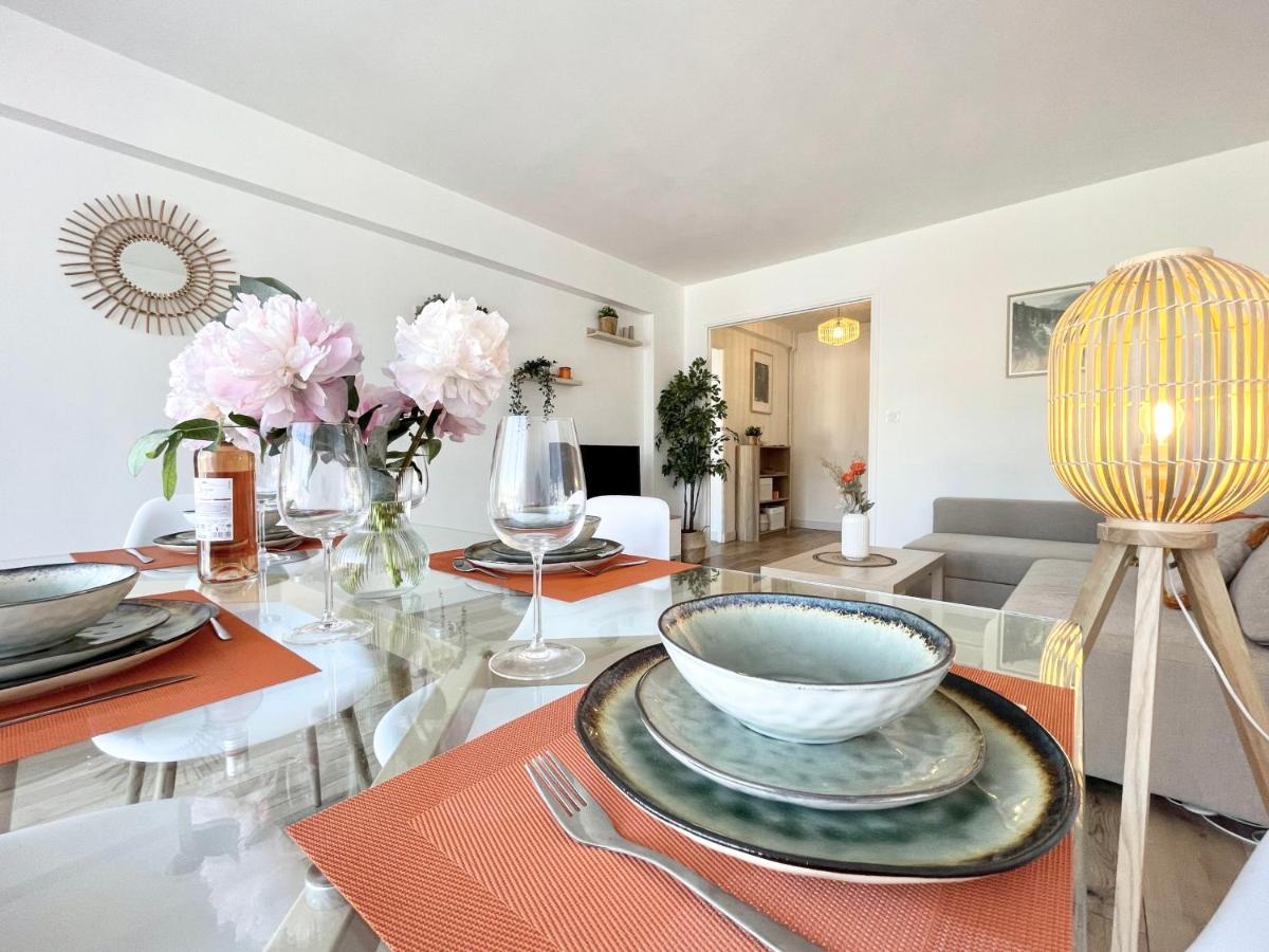 Comfortable Apartment With Parking - Antibes Riviera Bagian luar foto